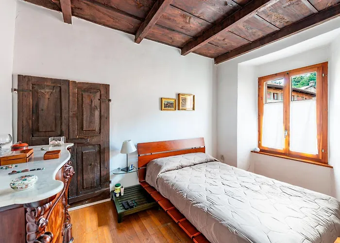 Antica Torre - Happy Будинок відпочинку *